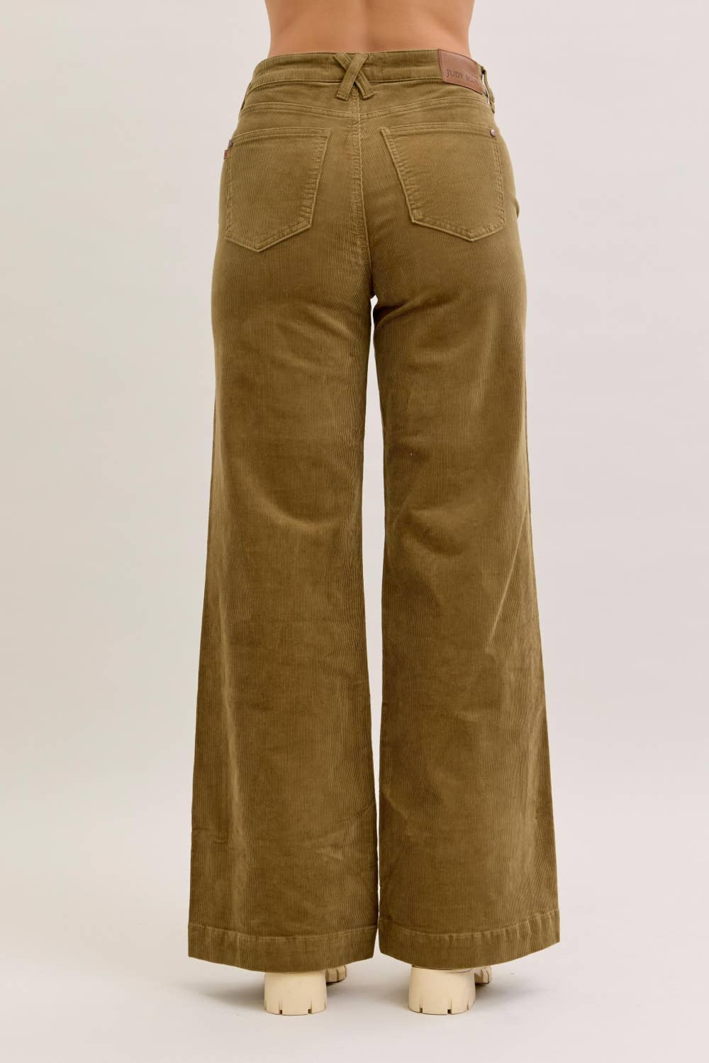 HW Retro Wide Welt Pockets & Forward Side Seams